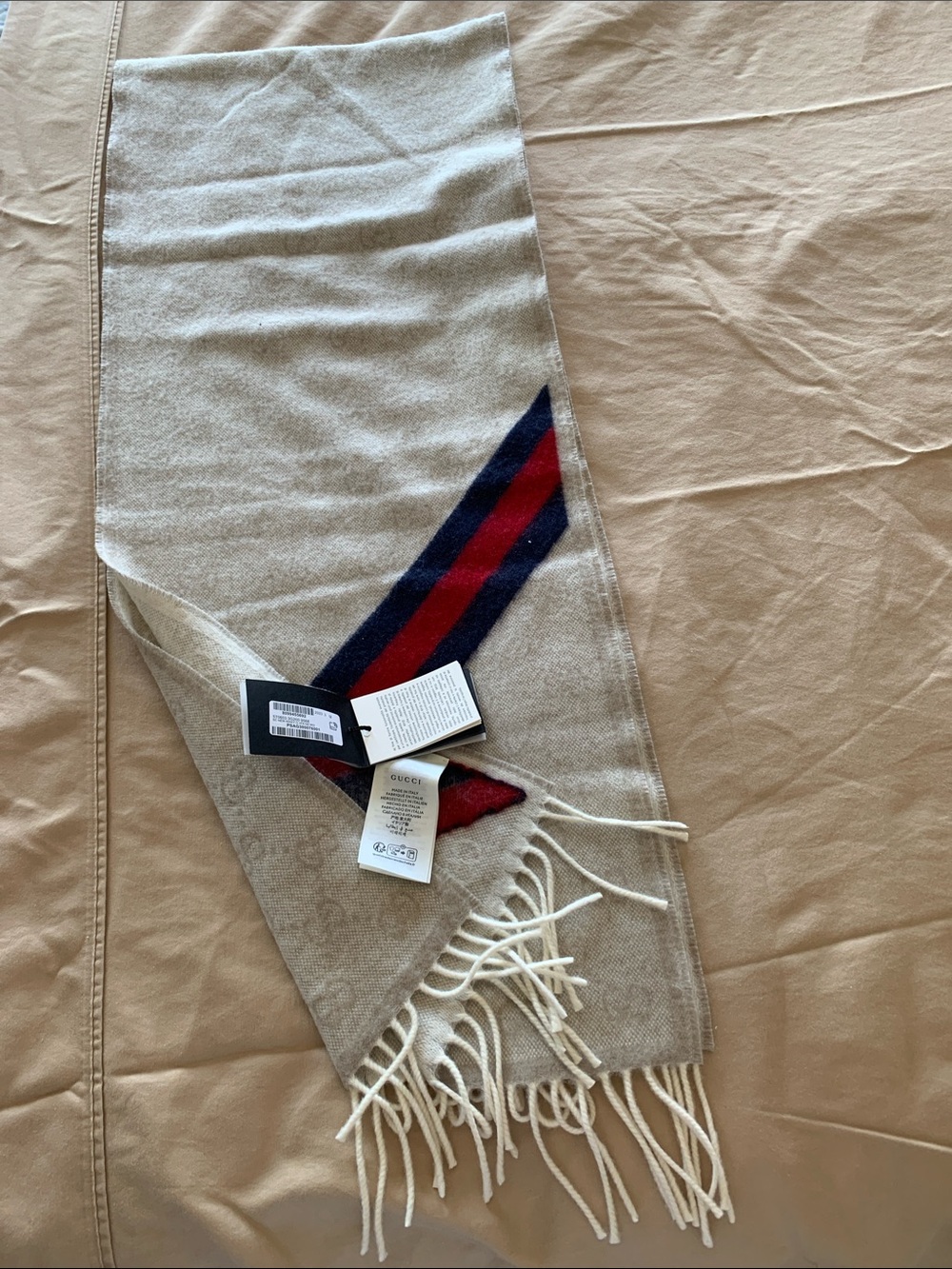 GUCCI Wool SCARF
SC New NIKKY O 37X190 WOOL